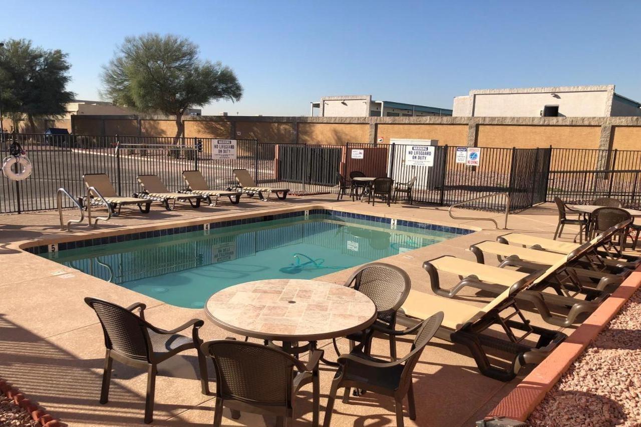 Baymont By Wyndham Phoenix I-10 Near 51St Ave Exteriör bild