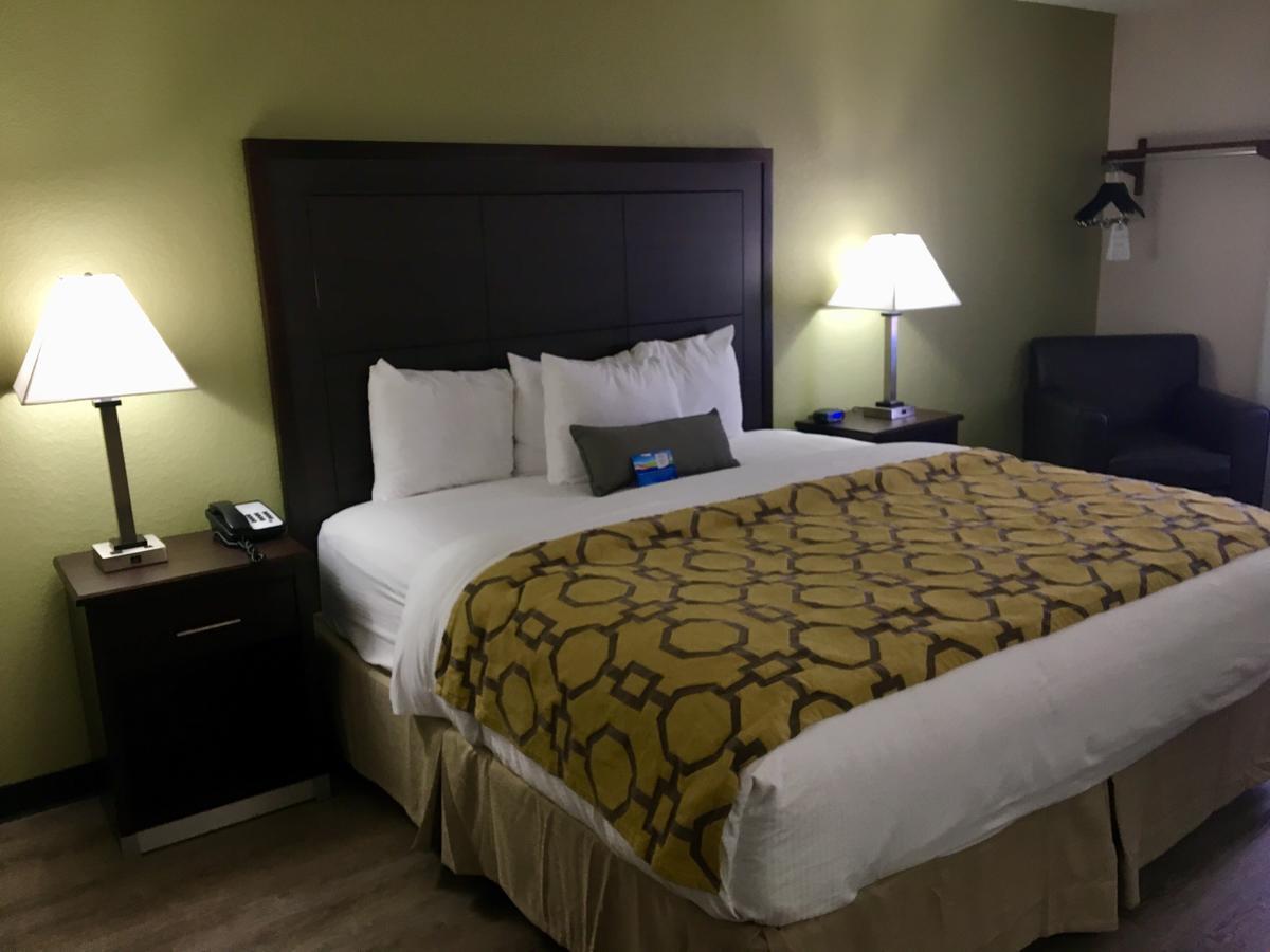 Baymont By Wyndham Phoenix I-10 Near 51St Ave Exteriör bild