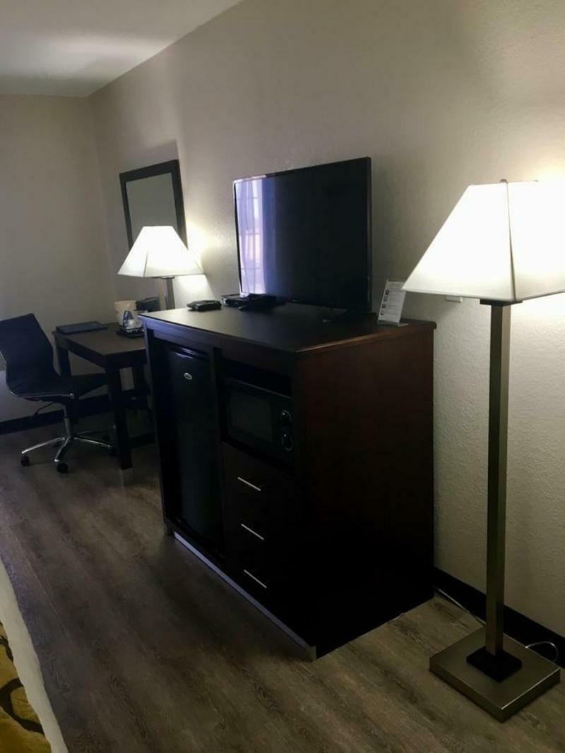 Baymont By Wyndham Phoenix I-10 Near 51St Ave Exteriör bild